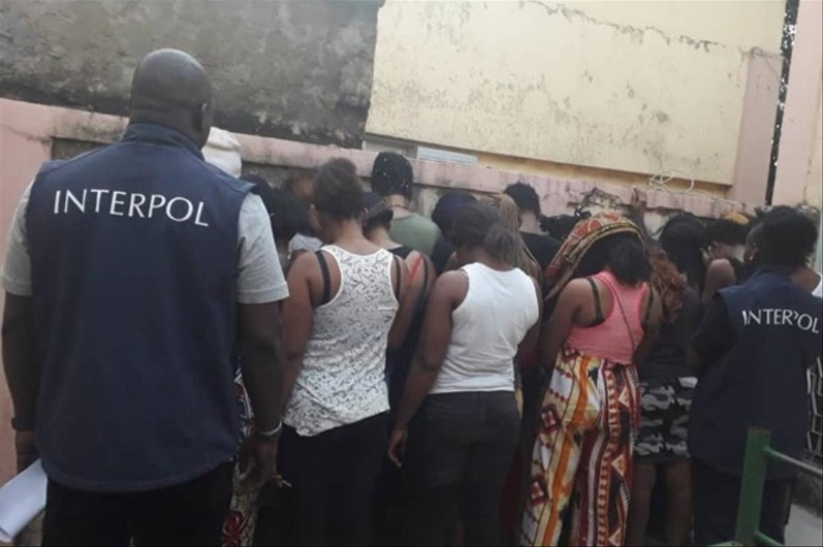 10 filles rdcongolaises meurent sur le fleuve Congo !