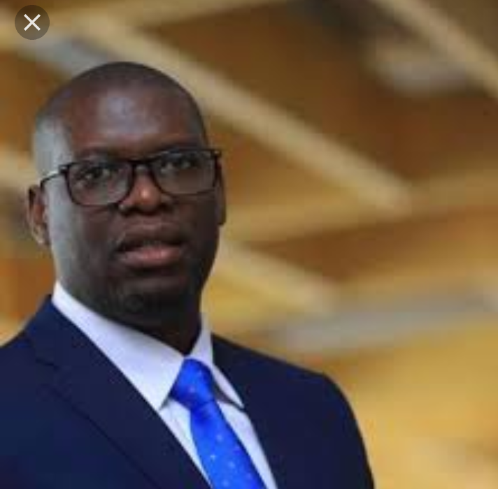 Réhabilitation des infrastructures : Ngobila invité à l’école de Kyabula à Lubumbashi !
