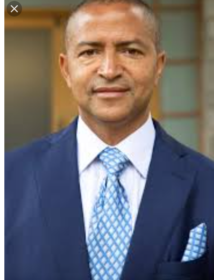 Dos contre mur, 
Moïse Katumbi condamné à errer comme Jack-o-lantern