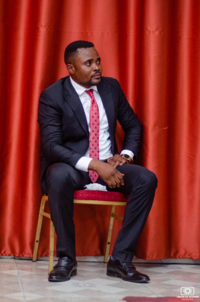 Augustin Kabuya à Kisantu pour lancer les travaux de l’atelier de réflexion sur l’avenir de l’UDPS : Le Président national de l’Anammo-RDC
Philippe Lukusa dit : « le Roi », a pris part !
