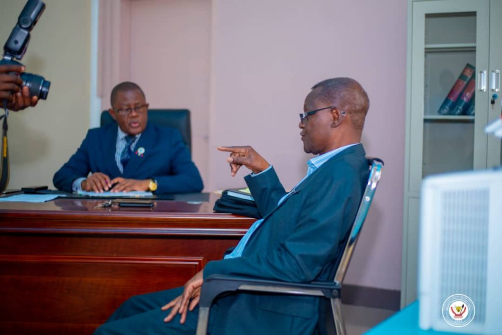 EPST: Nicolas Nyange IPP de la province éducationnelle du Haut-Katanga1 a échangé avec le coordonnateur provincial des écoles conventionnées catholiques