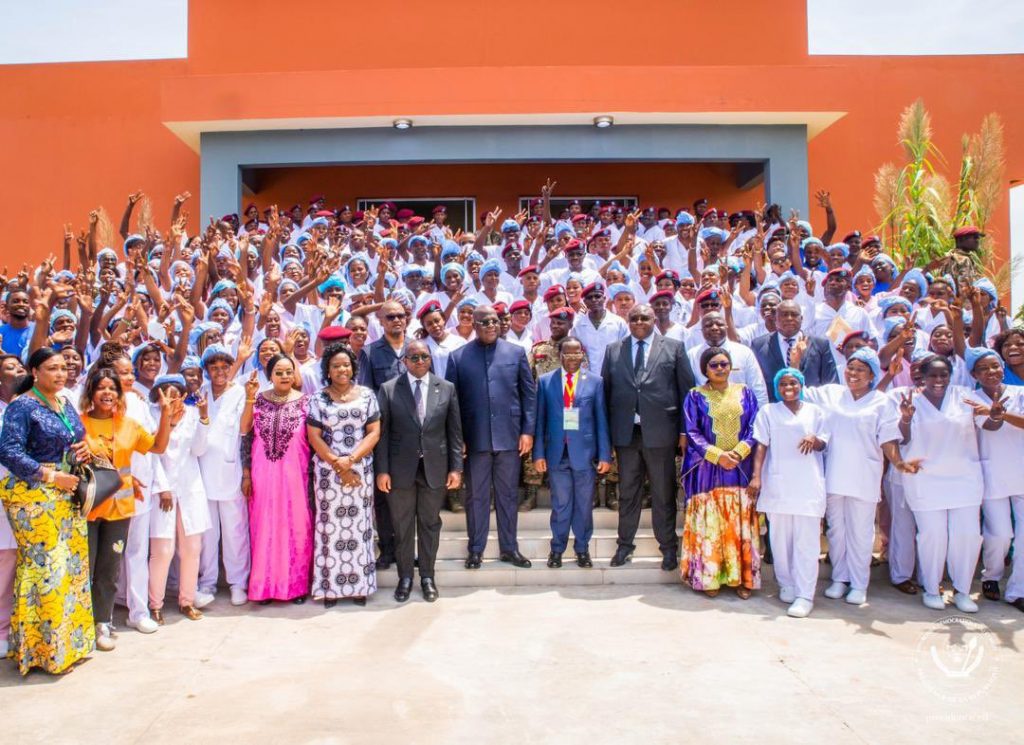 Après 4 ans de travaux, Félix Tshisekedi inaugure l’hôpital militaire Colonel Tshatshi