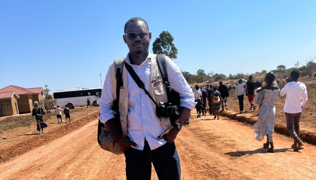 A fleur d’âge, le journaliste Stéphie Mukinzi s’en va par noyade en France