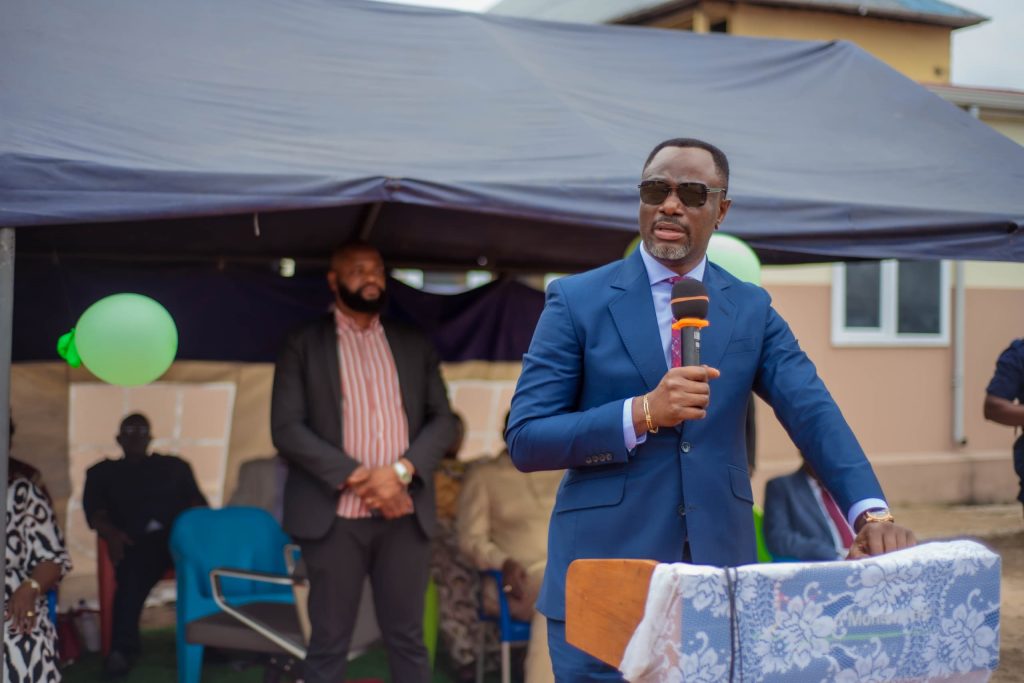 EPST: Financée par le FPEF, l’EP 1 et 2 Lemba inaugurée par Tony Mwaba Kazadi