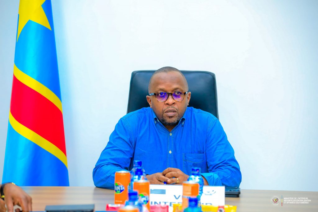 KINSHASA: APRÈS LE DRAME, LE VPM SHABANI A TENU À UNE MOBILISATION D’URGENCE DES JEUNES