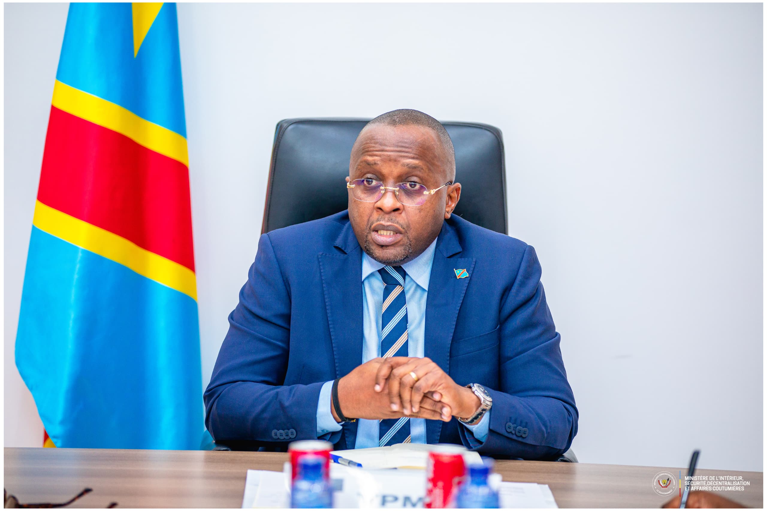 Réunion sécuritaire d’évaluation: Le VPM Shabani instruit sur l’intensification de l’opération “Ndobo” contre la recrudescence du banditisme urbain, l’insalubrité et les tapages nocturnes