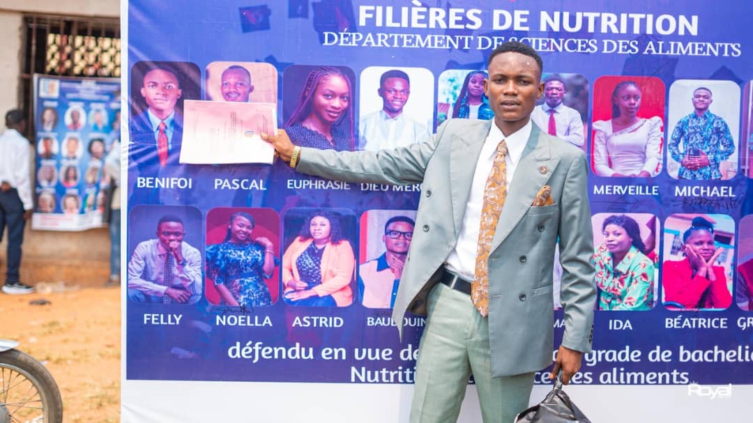 ESU : Fiston Mukaya Bukasa a défendu avec brio son projet de Bachelor à l’ISTM Mbuji-Mayi
