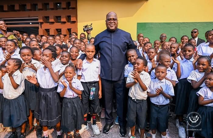 Éducation : Félix Tshisekedi visite l’Institut Liloba