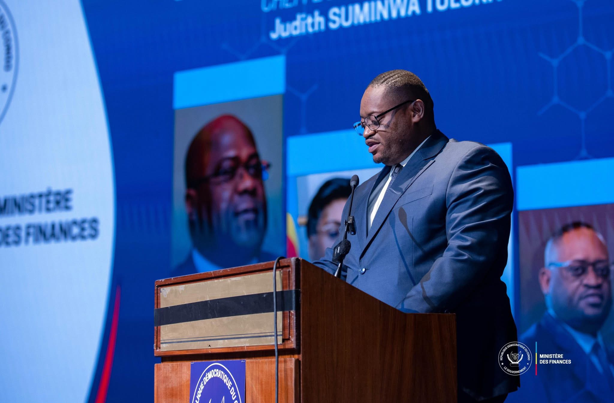 Finances publiques : Doudou Fwamba appelle à la responsabilité collective pour rationaliser la parafiscalité congolaise