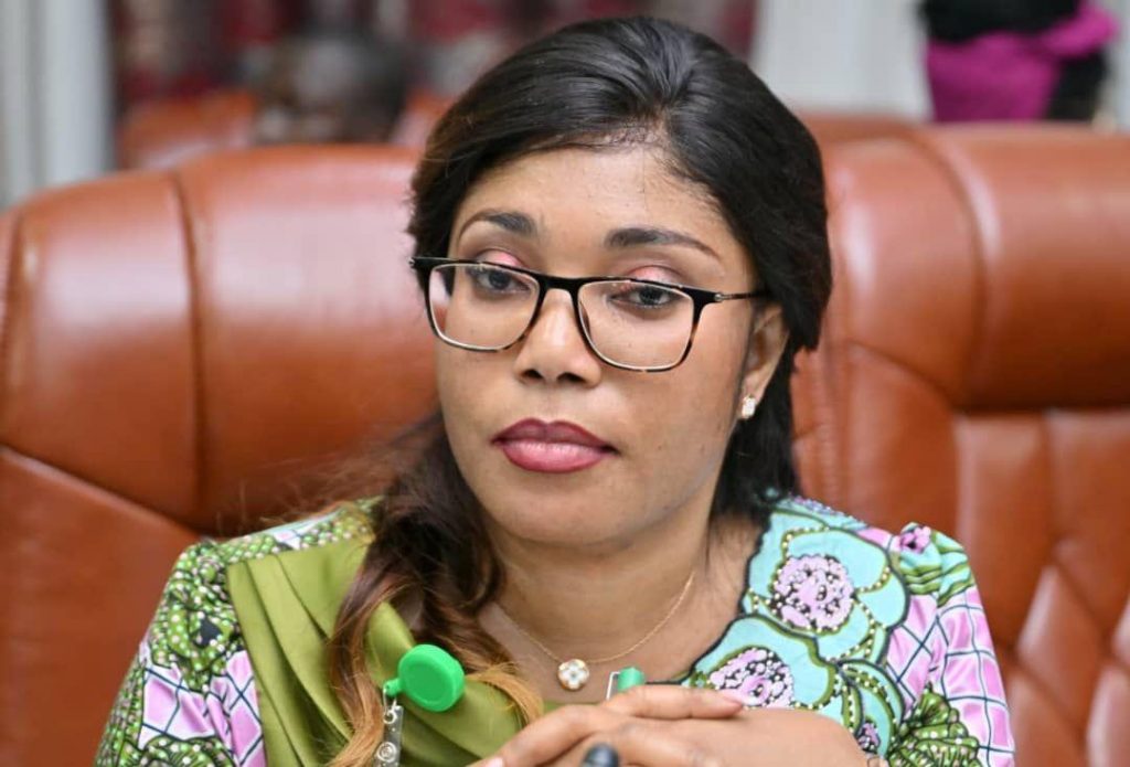 Kinshasa : Le Ministère des Affaires Foncières dénonce une usurpation d’identité et met la population en garde