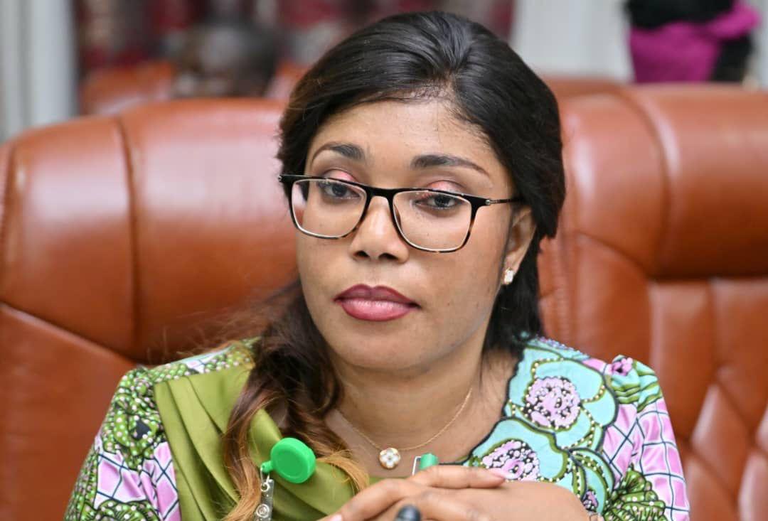 Kinshasa : Le Ministère des Affaires Foncières dénonce une usurpation d’identité et met la population en garde