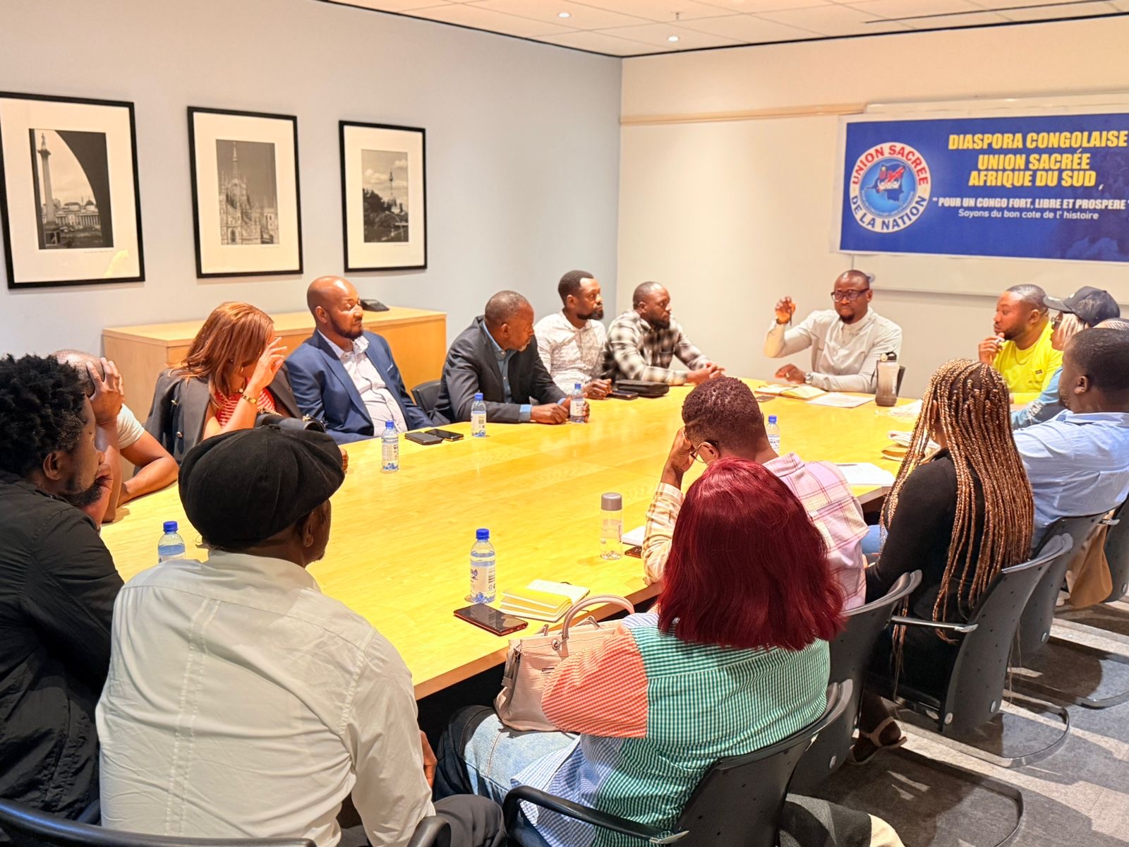 Union Sacrée Afrique du Sud : Le Révérend Thomas Kamwend prépare l’arrivée du Professeur André Mbata prévue le 8 novembre