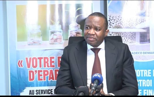 Journée mondiale de l’épargne : « Avoir un compte bancaire à la Caisse Nationale d’Épargne du Congo (CADECO), c’est rendre un service à l’État, » Célestin Mukeba Muntuabu, Directeur général.