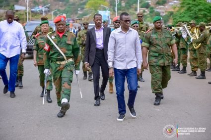 Kongo central : de Mbanza Ngungu à Kasangulu, Eliezer Ntambwe prône le dialogue pour la récupération du patrimoine des Anciens Combattants