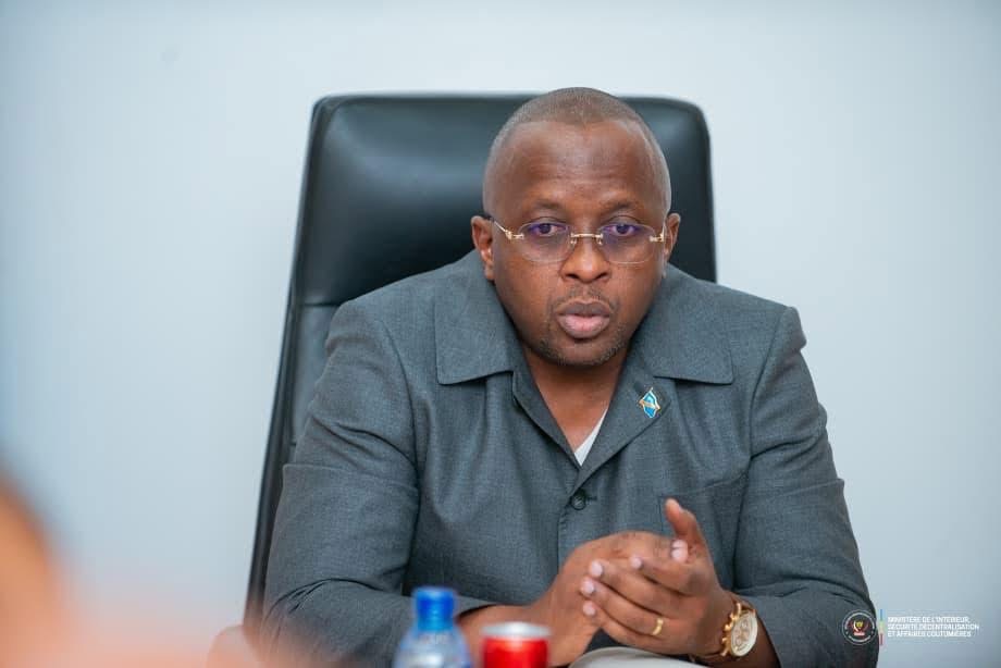 Uvira : Jacquemain Shabani désamorce la crise entre l’exécutif et l’Assemblée provinciale du Sud-Kivu