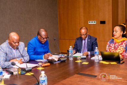 Gestion des fonds FRIVAO : le ministre Guillaume Ngefa présente ses conclusions au Sénat