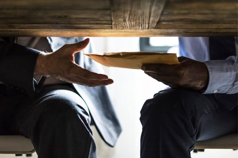 RDC : Quand la « Motivation » empoisonne l’Administration Publique