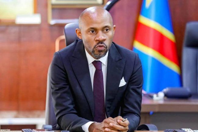 Communication et médias en RDC : Patrick Muyaya réaffirme l’engagement du gouvernement en faveur de la sécurité des journalistes et de la dépénalisation des délits de presse