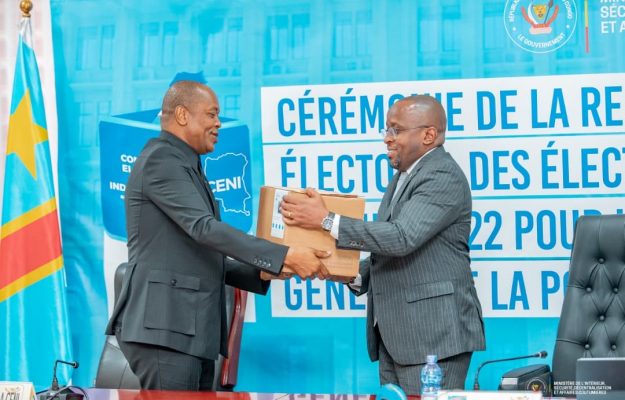 RDC : Le fichier électoral 2022 officiellement transmis à l’ONIP, cap sur l’identification nationale