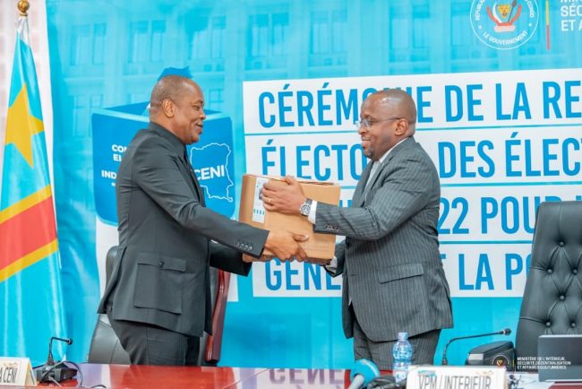 RDC : Le fichier électoral 2022 officiellement transmis à l’ONIP, cap sur l’identification nationale