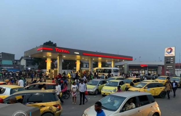 Guerre au Moyen-Orient : marchés pétroliers en décadence et pouvoir d&rsquo;achat en RDC impacté