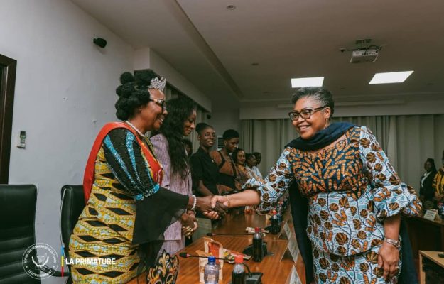 Entrepreneuriat féminin : Judith Suminwa échange avec les lauréates du programme « Level Up by Makutano » et prône une synergie public-privé