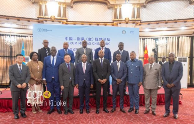 A Kinshasa, journalistes et décideurs posent les bases d’un front commun pour peser dans la bataille mondiale de l’information. À l’heure où les récits façonnent les rapports de force internationaux, Kinshasa se transforme en carrefour stratégique de la diplomatie médiatique. 