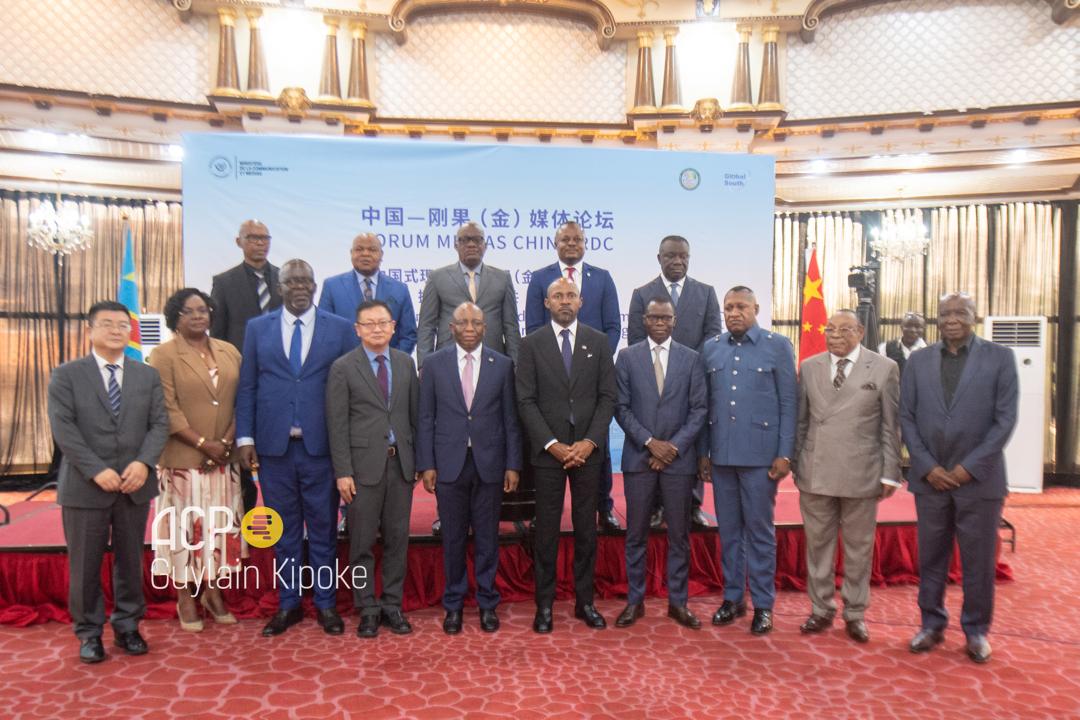 A Kinshasa, journalistes et décideurs posent les bases d’un front commun pour peser dans la bataille mondiale de l’information. À l’heure où les récits façonnent les rapports de force internationaux, Kinshasa se transforme en carrefour stratégique de la diplomatie médiatique. 