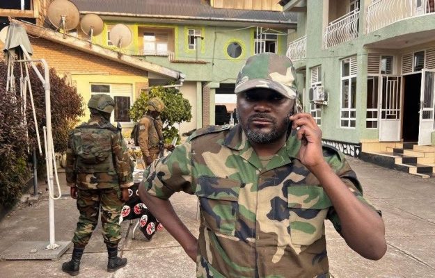 Pour avoir contesté et pleuré la mort de Willy Ngoma et de Magloire Paluku : Yannick Tshisola jeté en prison!