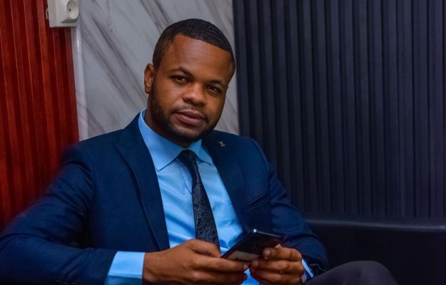 Politique : l&rsquo;Assemblée Provinciale de Kinshasa dans l&rsquo;ombre de l&rsquo;exécutif provincial [Tribune du Journaliste Jude Kalombo]