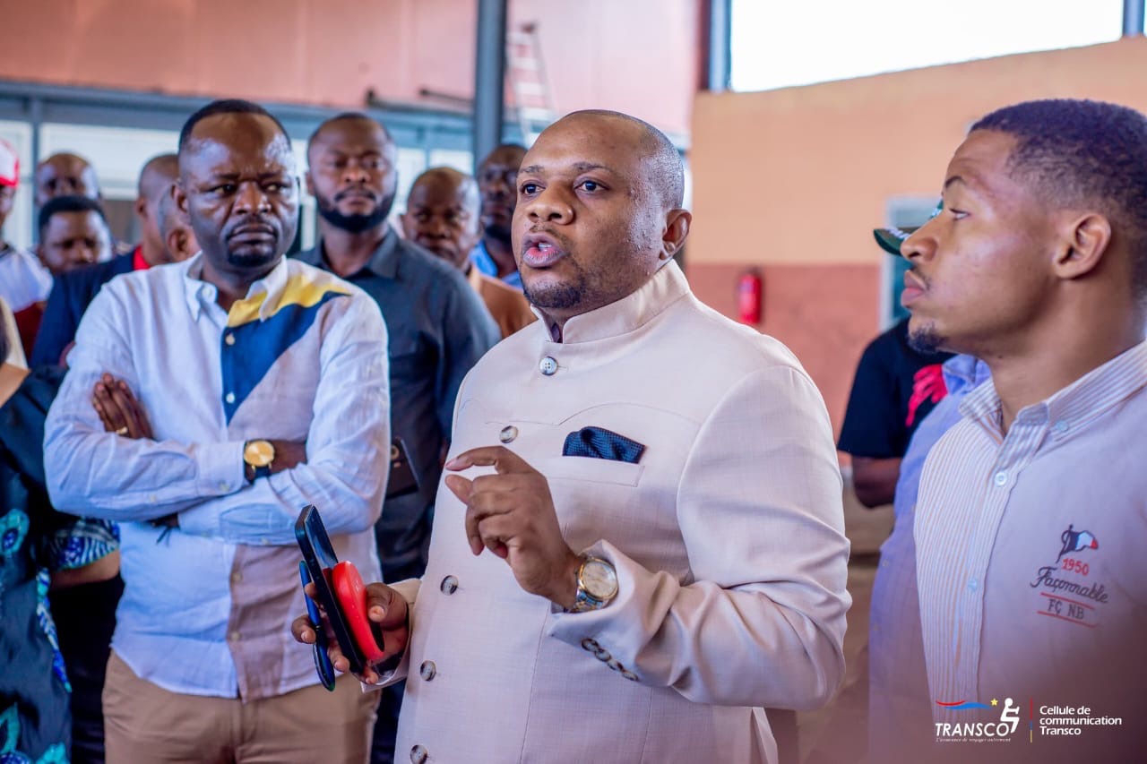 TRANSCO en RDC : Quand Jérémie Kilubu Matondo offre des cartes biométriques avec puce au personnel