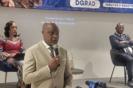 Mobilisation accrue des recettes non fiscales : Me Etienne Utshudi signe des protocoles d’accord avec les services d’assiette