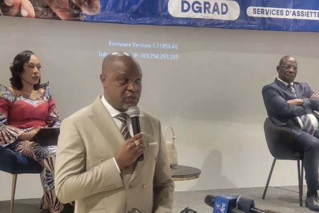 Mobilisation accrue des recettes non fiscales : Me Etienne Utshudi signe des protocoles d’accord avec les services d’assiette