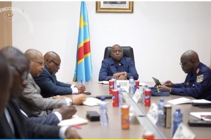 Lutte contre la criminalité : Le VPM Shabani consulte les opérateurs télécoms sur l’usage abusif des cartes SIM