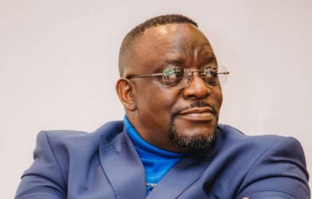 Éditorial : Double nationalité et double allégeance :Il est temps de nous regarder en face pour progresser