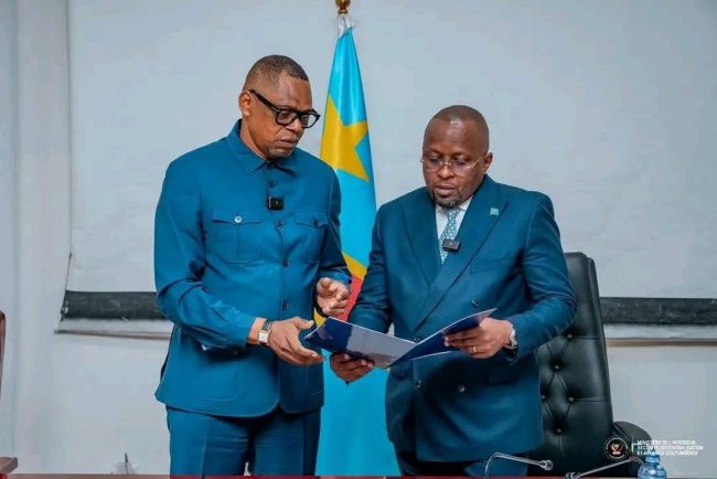 Banditisme urbain : les numéros verts, une réponse attendue à Kinshasa