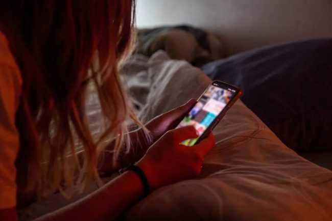 RDC : Les dangers invisibles des réseaux sociaux