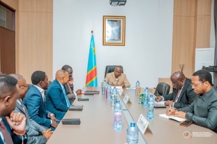 Haut-Lomami : les députés saluent l’action de Shabani Lukoo pour la stabilité institutionnelle