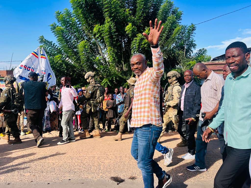 Sud-Kivu : le M23 se retire de plusieurs entités de la plaine de la Ruzizi, Jean-Jacques Elakano accueilli dans la liesse à Sange