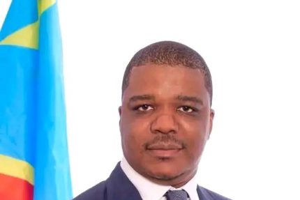 De l’ombre des chiffres aux sommets du pouvoir : pourquoi Juan Ted Beleshayi à la tête de l&rsquo;ARSP ?