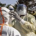 EBOLA : LE GOUVERNEMENT ÉCARTE L’OPTION DU CONFINEMENT DE ZONES TOUCHÉES