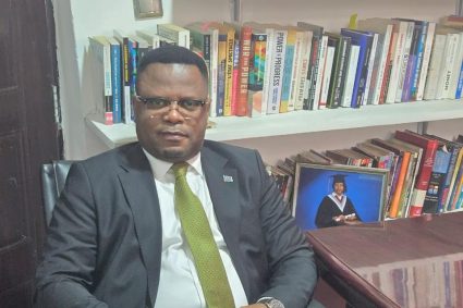 Un an après l&rsquo;accord de Washington : le professeur Silas Mimile Makangu dresse un bilan mitigé et appelle à des actes concrets