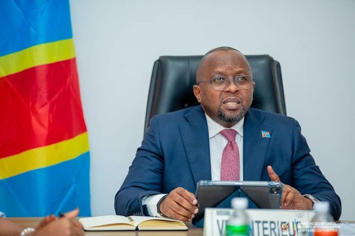 RDC : le VPM Shabani renforce le dispositif administratif et sécuritaire contre Ebola