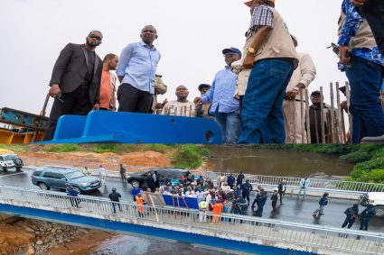 Kasaï : John Banza Lunda intensifie le suivi des chantiers routiers stratégiques