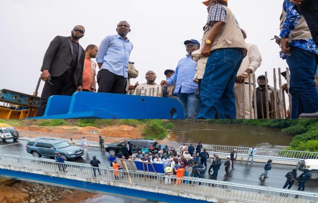 Kasaï : John Banza Lunda intensifie le suivi des chantiers routiers stratégiques