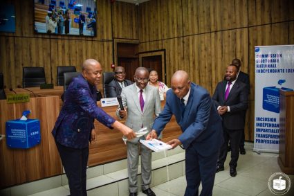 CENI : un ouvrage rend hommage à l’héritage de l’abbé Malu-Malu et à son rôle dans la consolidation de la démocratie en RDC