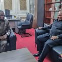 Kasaï : Le gouverneur Crispin Mukendi reçoit le député Simon Mulamba autour des préoccupations liées à la paie des fonctionnaires