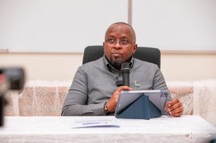 Kasaï Oriental : Jacquemain Shabani renforce la participation citoyenne dans la gouvernance sécuritaire