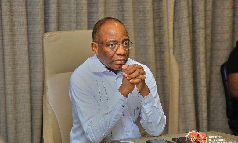 A moins d’une année à la tête du Ministère de la justice Guillaume Ngefa essoufflé, dos au mur!